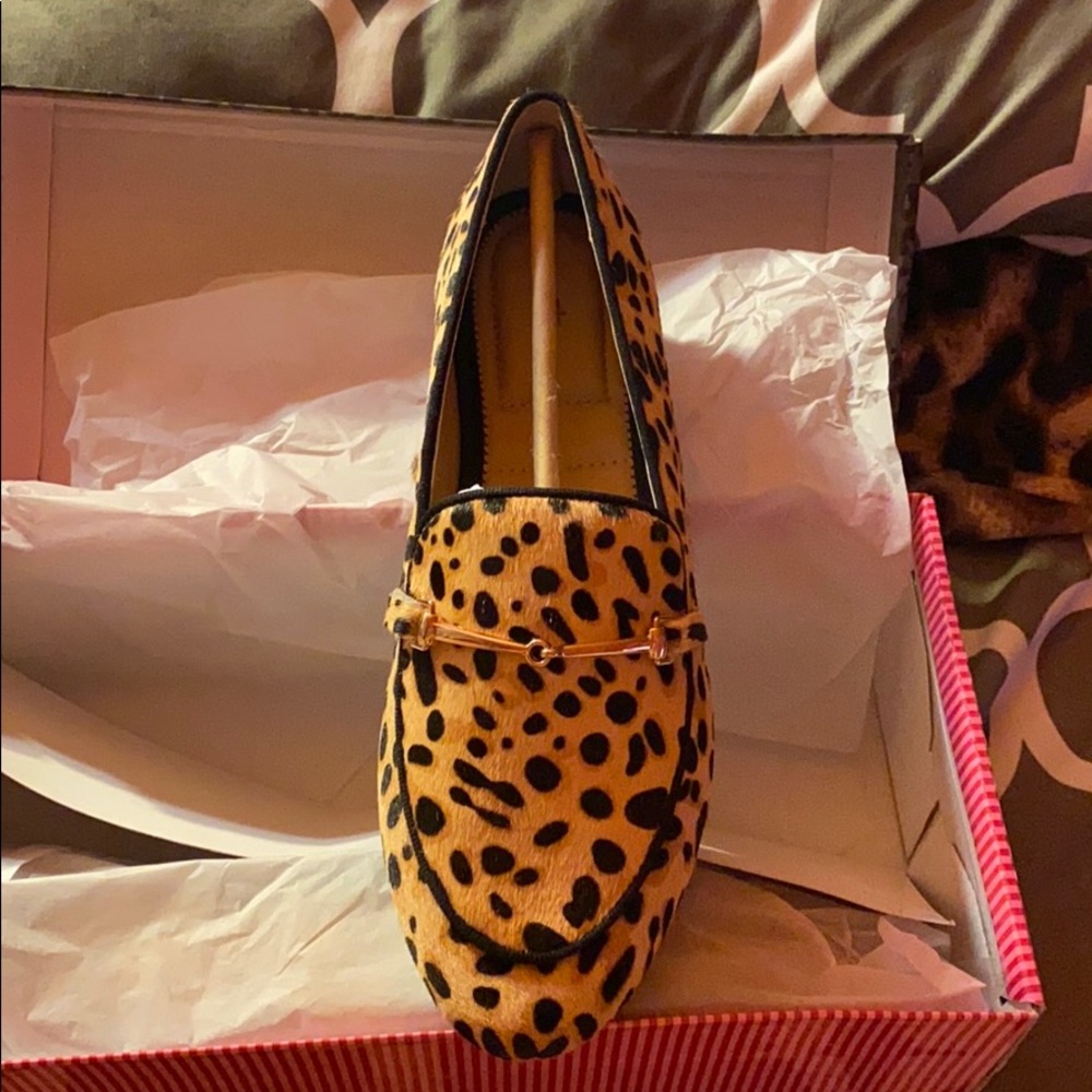 Me Too loafer sz8